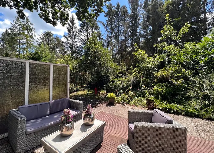 Free Standing Vacation House Garden, Private Jacuzzi, Veluwe Woods *