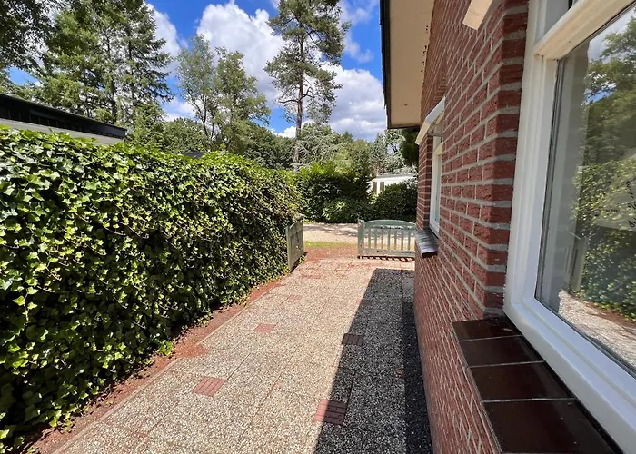 Apartment Free Standing Vacation House Garden, Private Jacuzzi, Veluwe Woods *